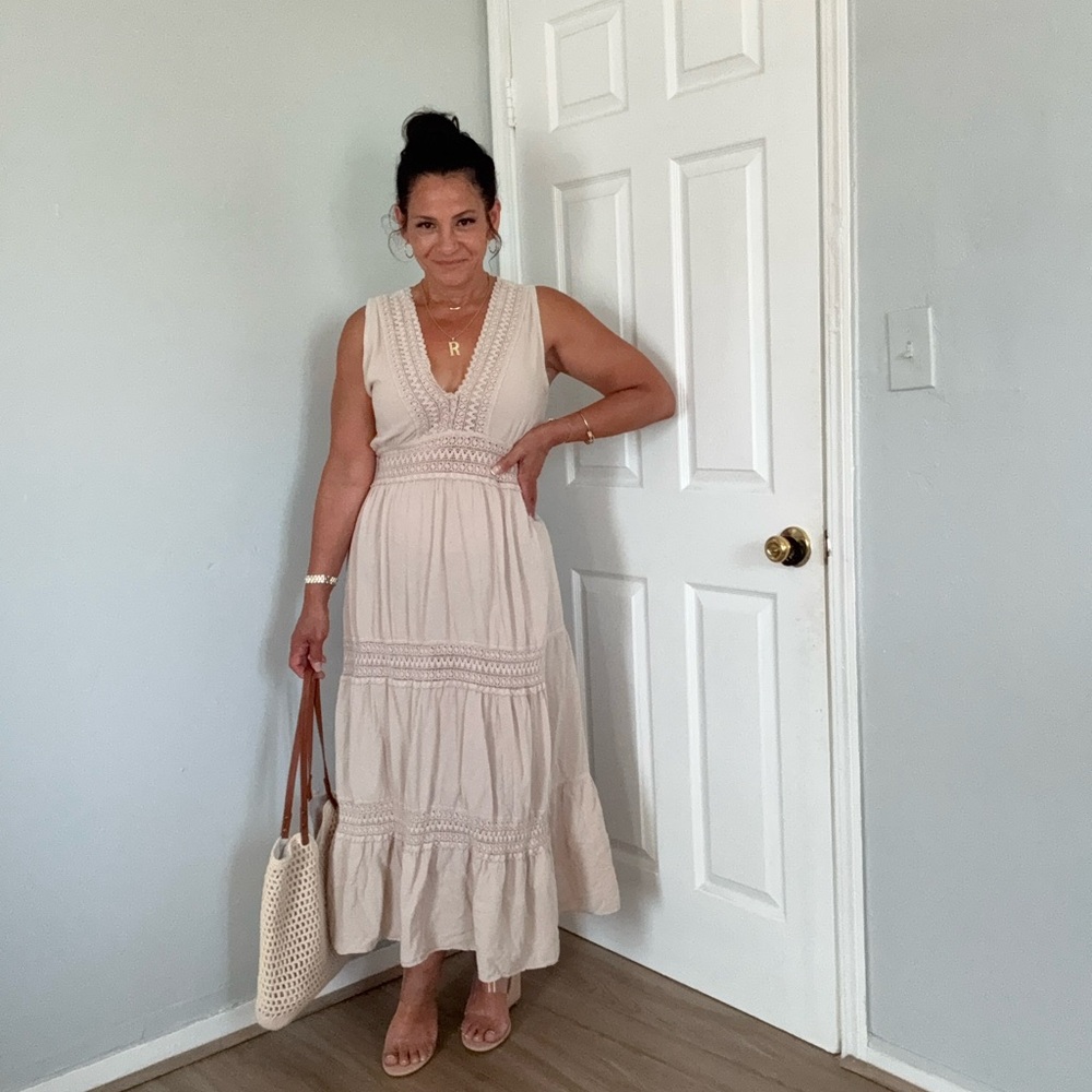 Cream Tiered Maxi Midi Dress with V-Neck XL